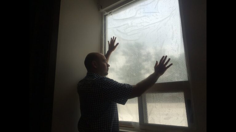Control clim&aacute;tico con cortinas de cristal: una soluci&oacute;n eficiente
